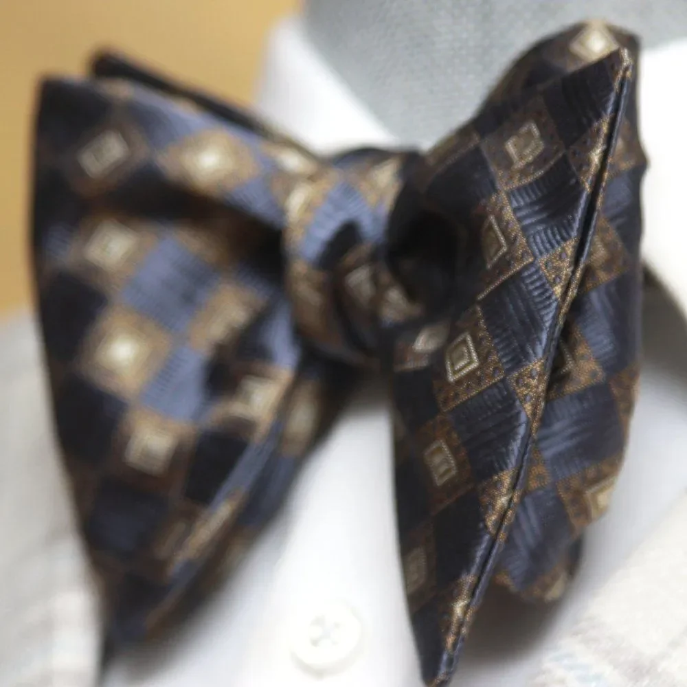 Mens self-tied Bow tie Big Butterfly‎ Ornament 100%Silk Bowtie S688